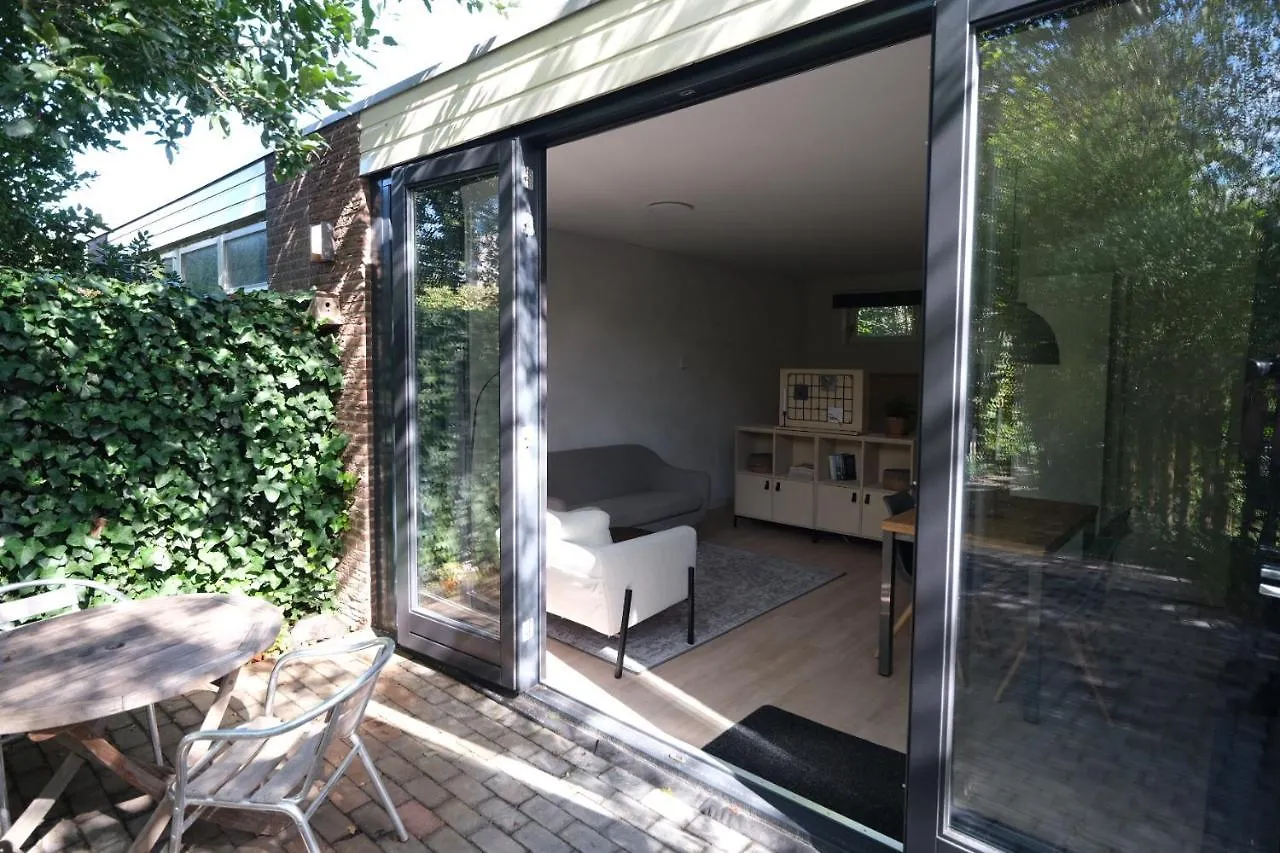 B&B Behind The Tree Hoofddorp