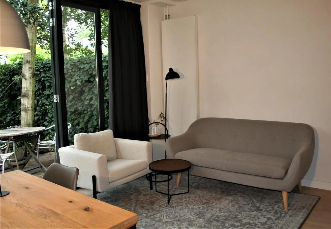 Couette-café B&B Behind The Tree Hoofddorp