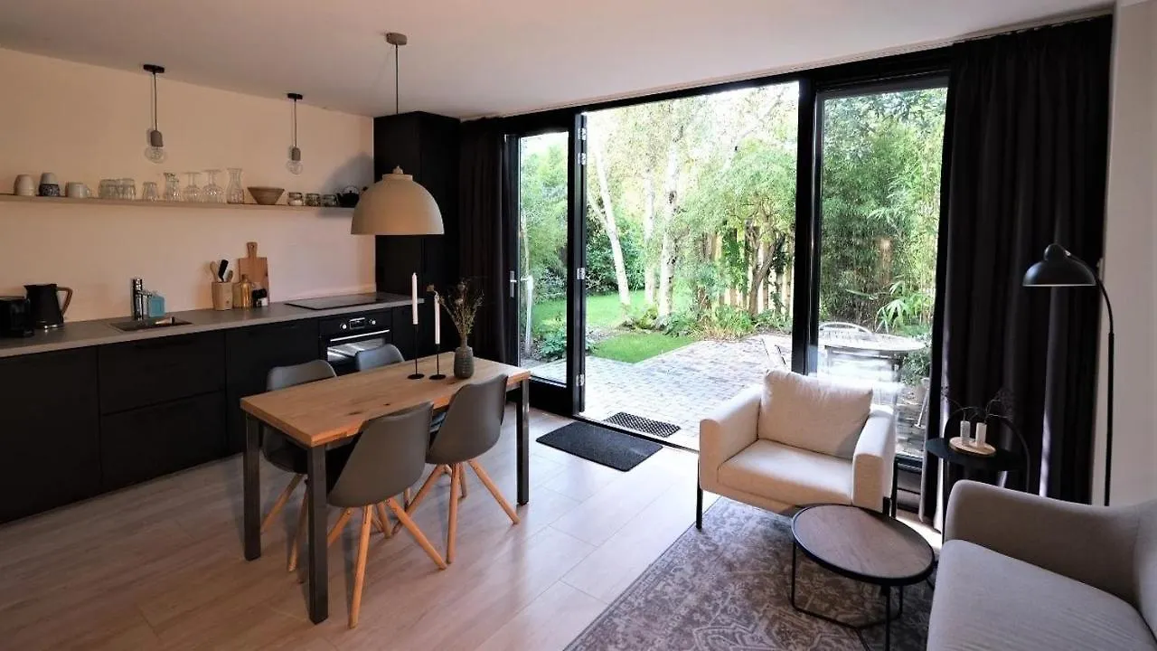 Couette-café B&B Behind The Tree Hoofddorp